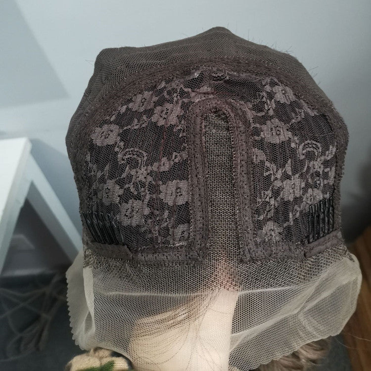 Beige 26-Inch Curly Hair Wig - Fashion Casual Style with High-Temperature Silk