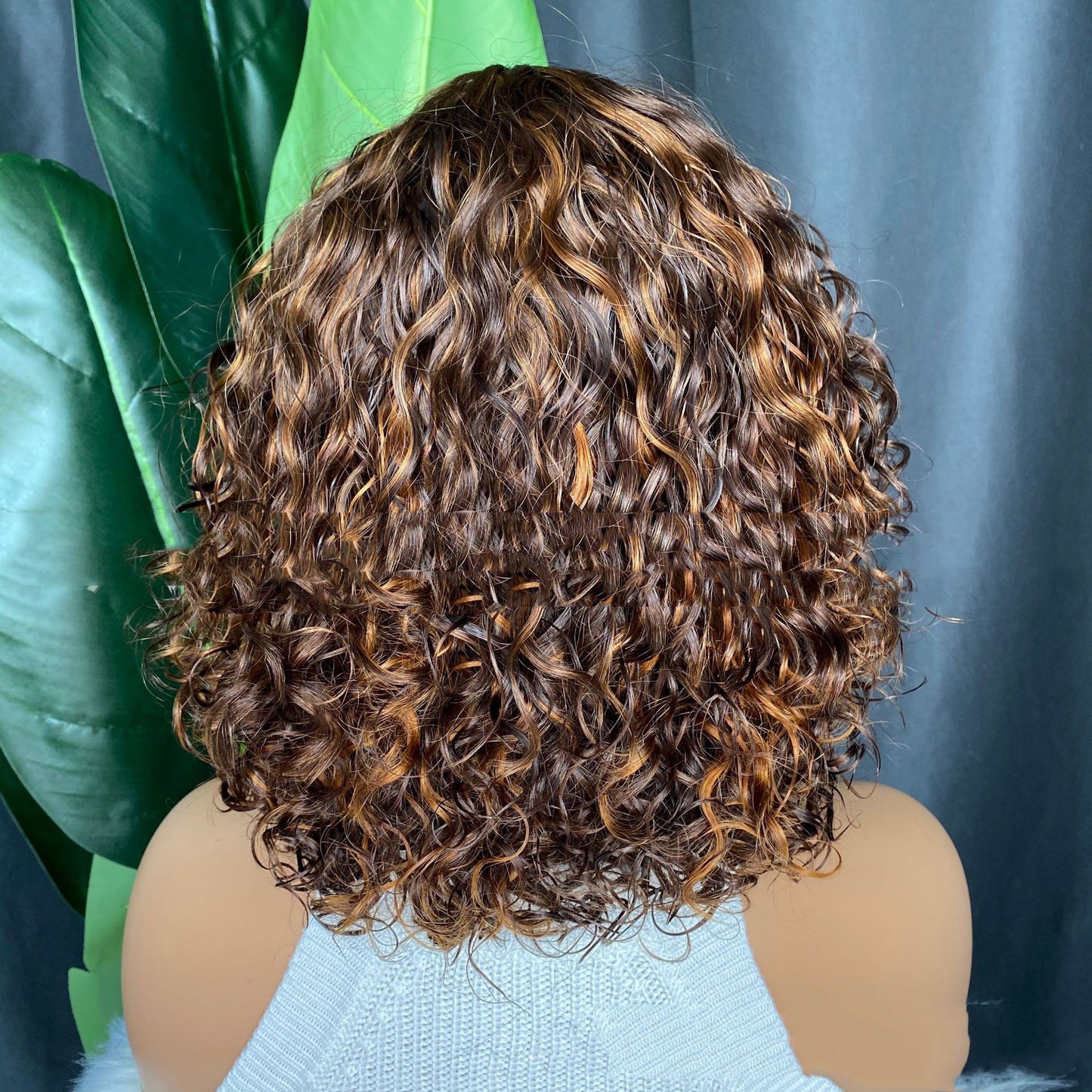 Curly Human Hair Wig – Full Machine Made, Natural Look, Customizable, & Dyeable | Perfect for Any Face & Skin Type4