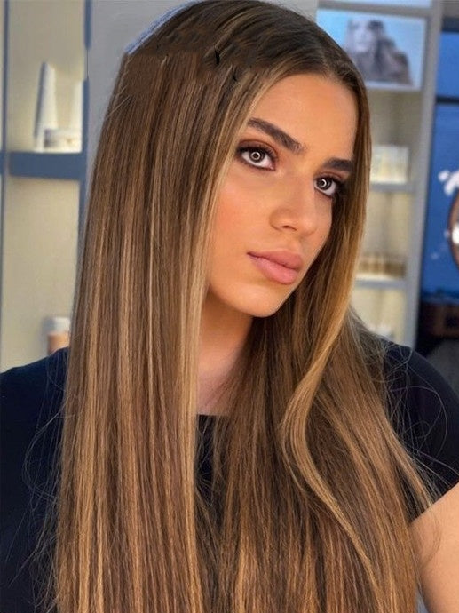 Gradient Gold Lace Wig – 26-Inch Mid-Length Straight Hair