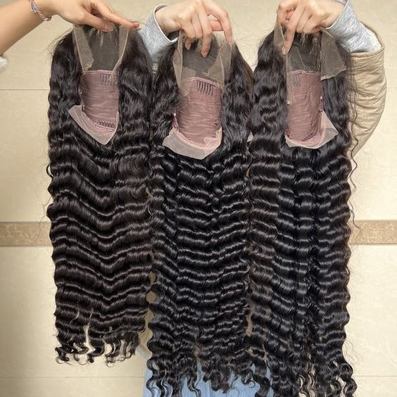 Luxurious 13x4 Lace Front Human Hair Wig - Natural Wavy Look in Various Lengths & Densities4