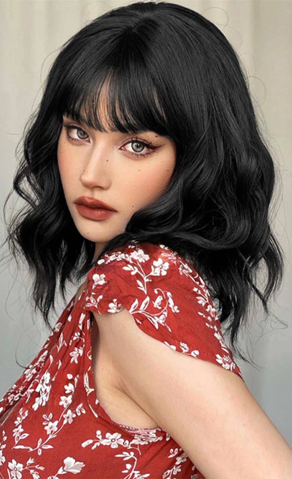 Clip-In Human Hair Blunt Bangs – 100% Natural Hair, Easy Attachment, and Heat-Friendly