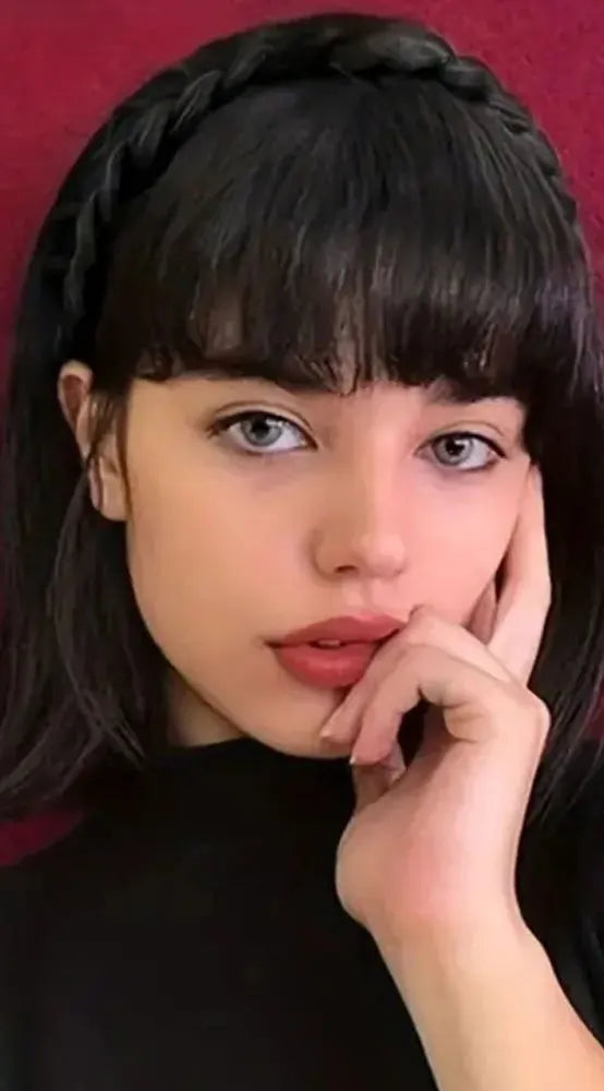 French Bangs Wig – Pure Color High-Temperature Fiber Hairpiece with Blunt Bangs for Daily & Cosplay Use