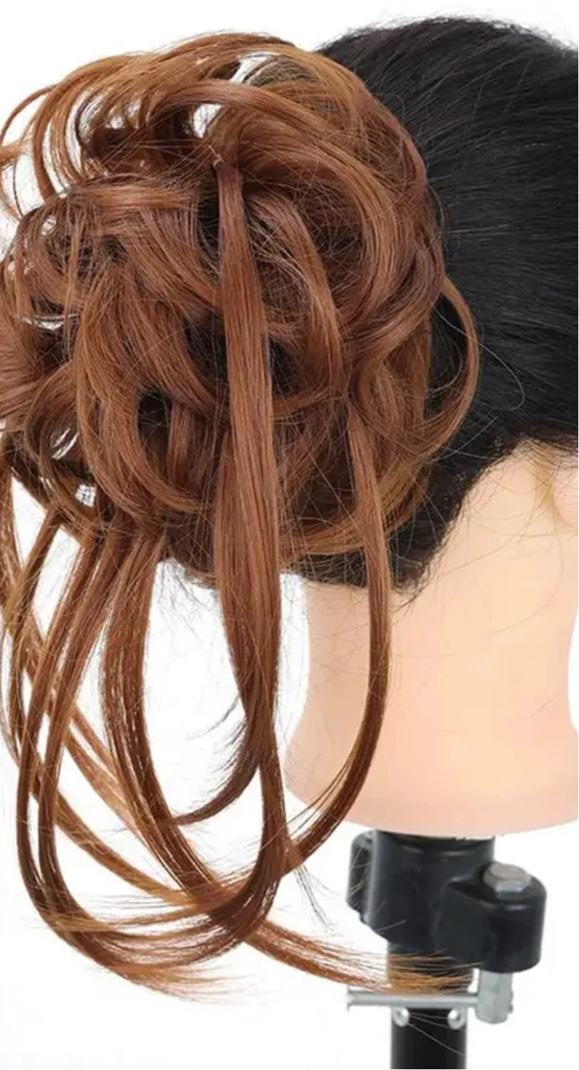 Extra-Long Messy Bun Hairpiece Extensions – Wavy Texture, Elastic Band for Secure All-Day Hold
