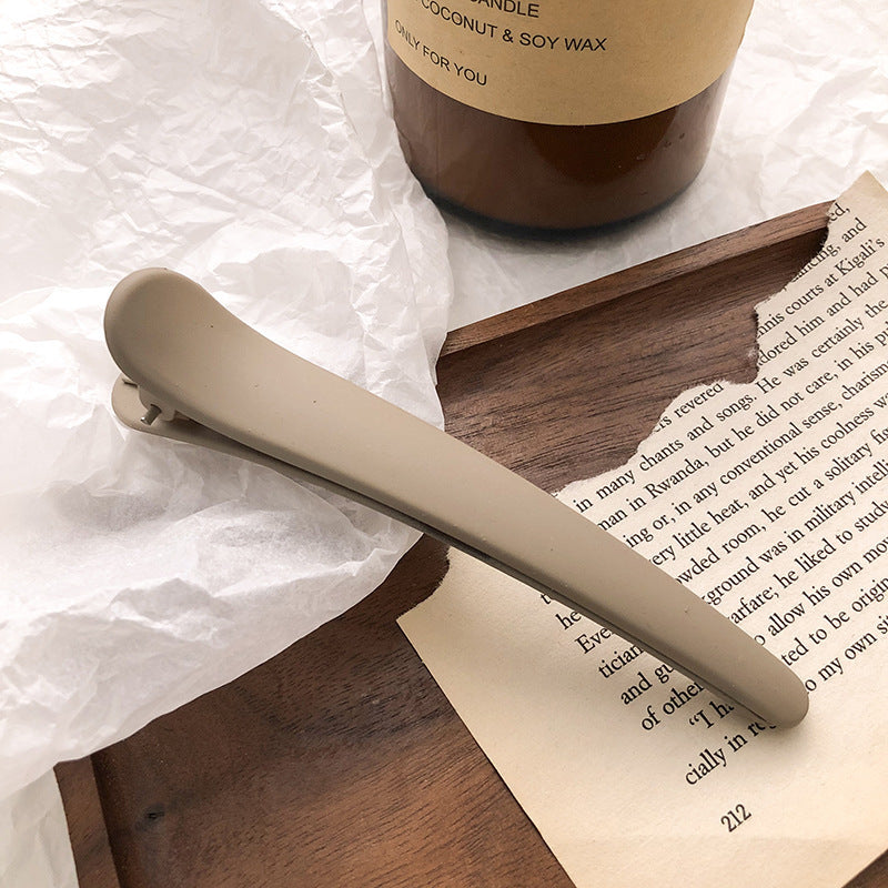 Simple & Stylish Plastic/Resin Hairpin – Available in Multiple Colors