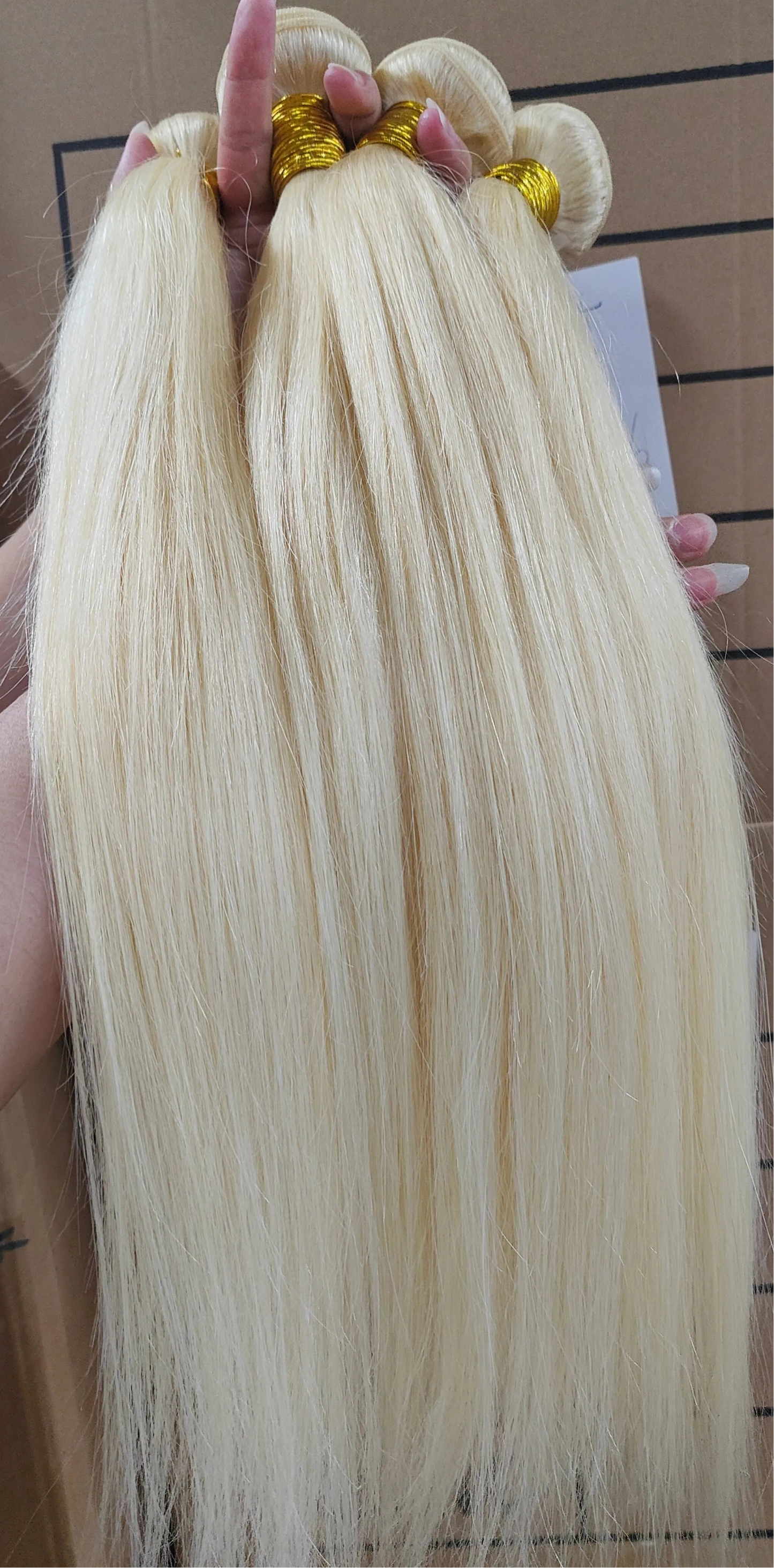 Premium Straight Human Hair Wefts – 12-32 Inch, Full Cuticle Aligned, Dyeable, Machine Double Weft