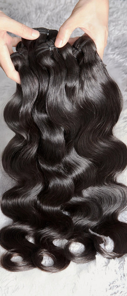 Peruvian Body Wave Human Hair Bundles - Virgin Hair, Double Weft, 100% Natural