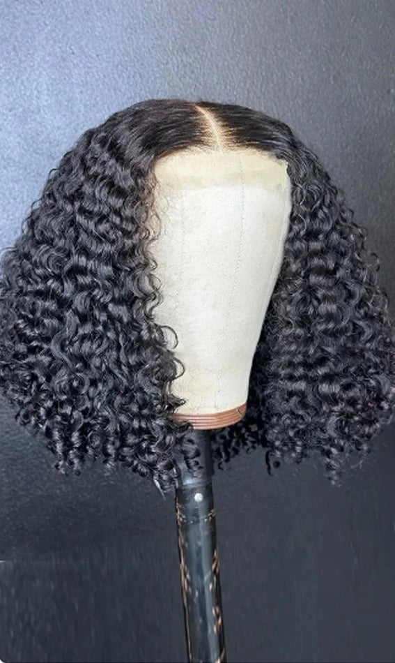 Short Deep Wave Hair Lace Front Wig – 13x4 Frontal & 4x4 Lace Closure