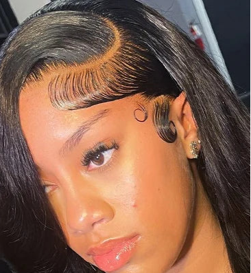 Long 26+ Inch Body Wave Lace Front Wig – 13x4 & 13x6 Transparent Swiss Lace, 100% Human Hair