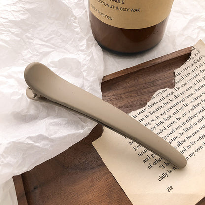 Simple & Stylish Plastic/Resin Hairpin – Available in Multiple Colors