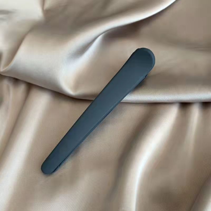 Simple & Stylish Plastic/Resin Hairpin – Available in Multiple Colors